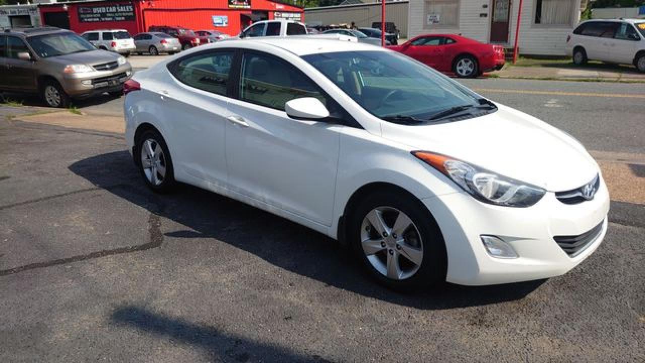 2013 Hyundai Elantra Gls - Фото 3