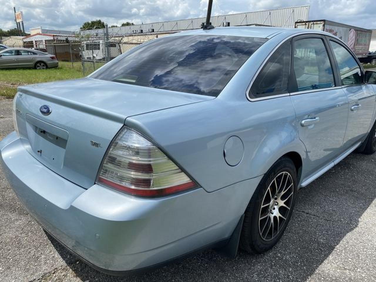 2008 Ford Taurus Sel - Image 4
