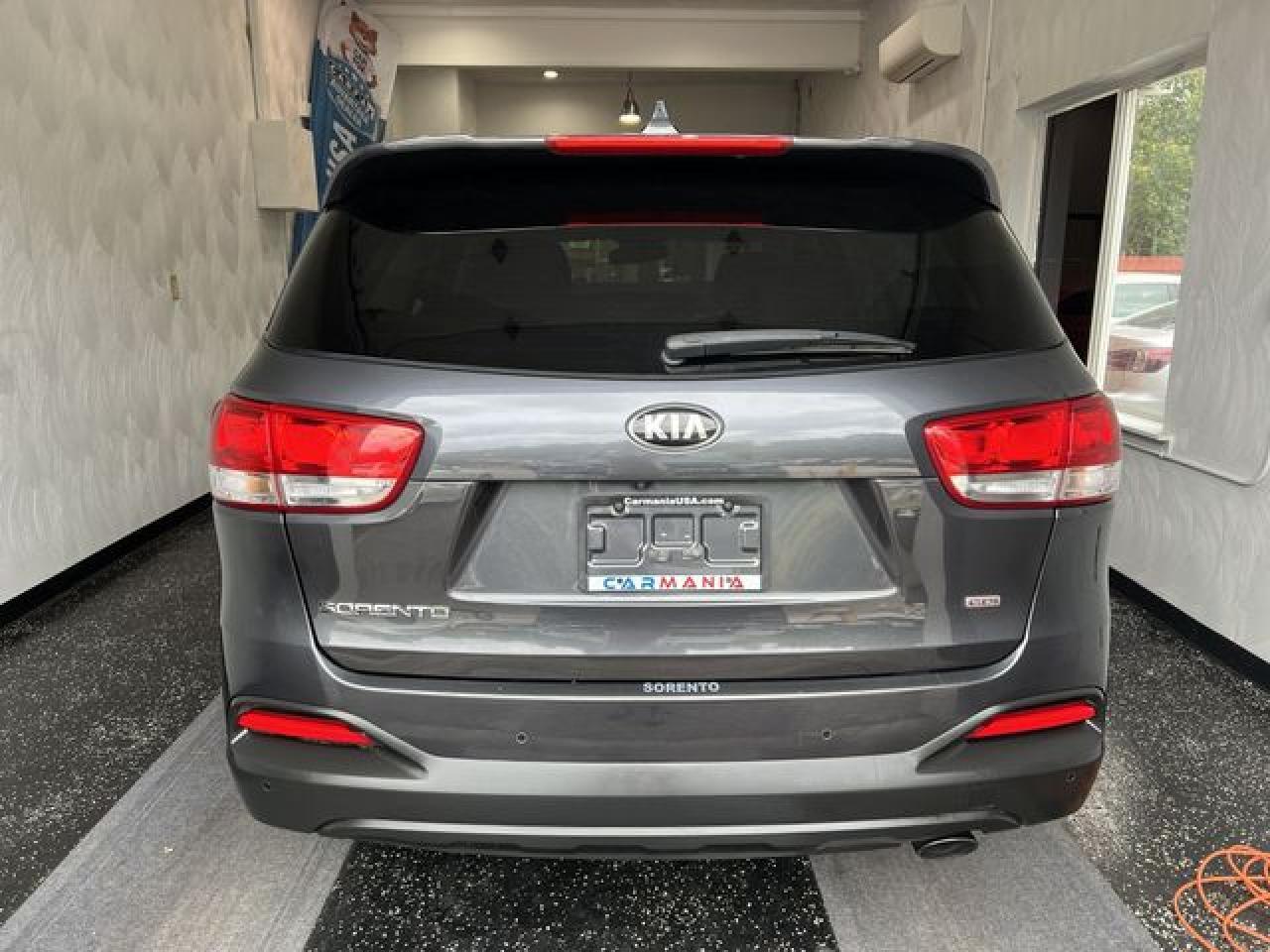 2016 Kia Sorento Lx - Image 7