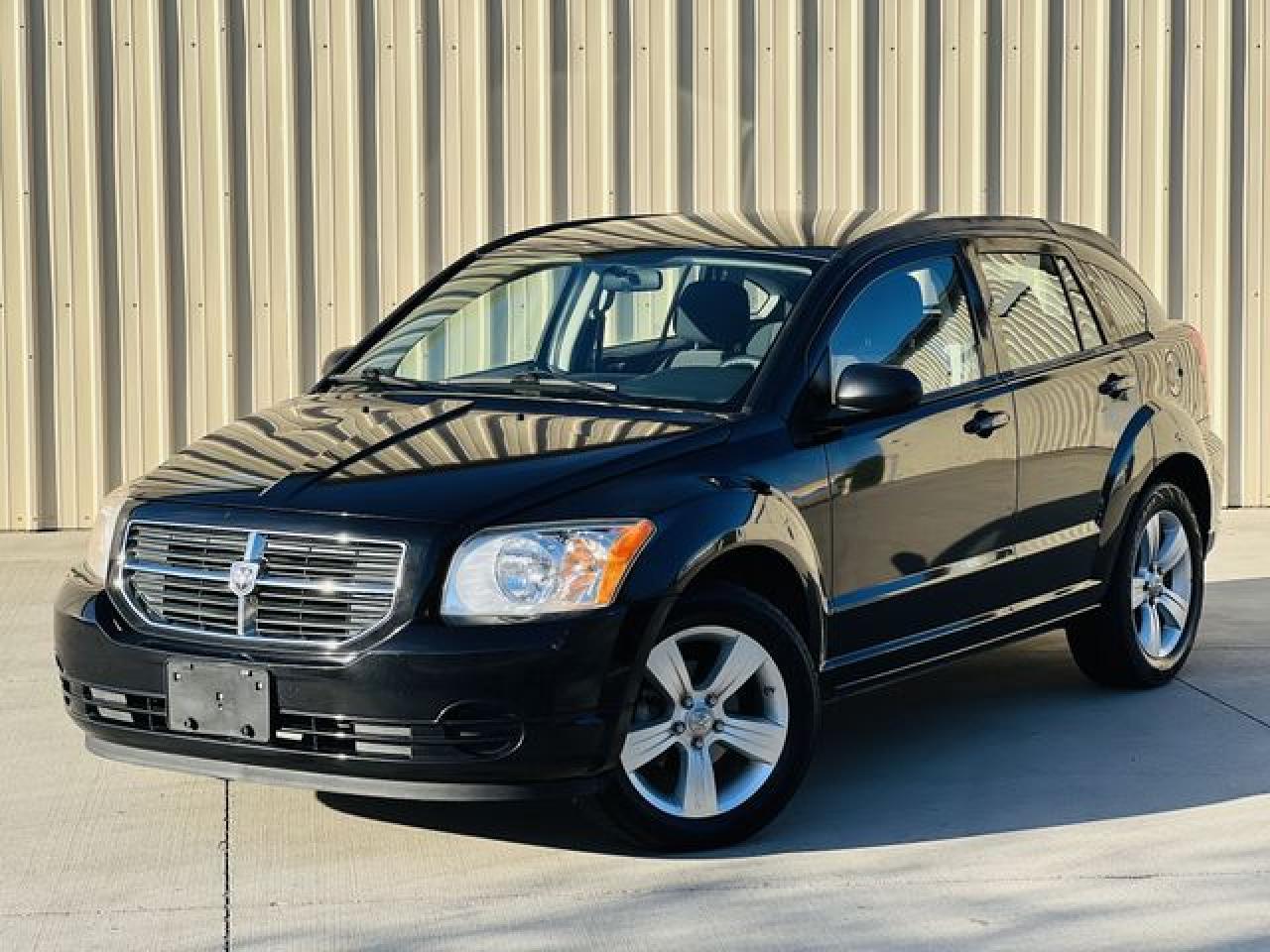 2010 Dodge Caliber Sxt - Image 2