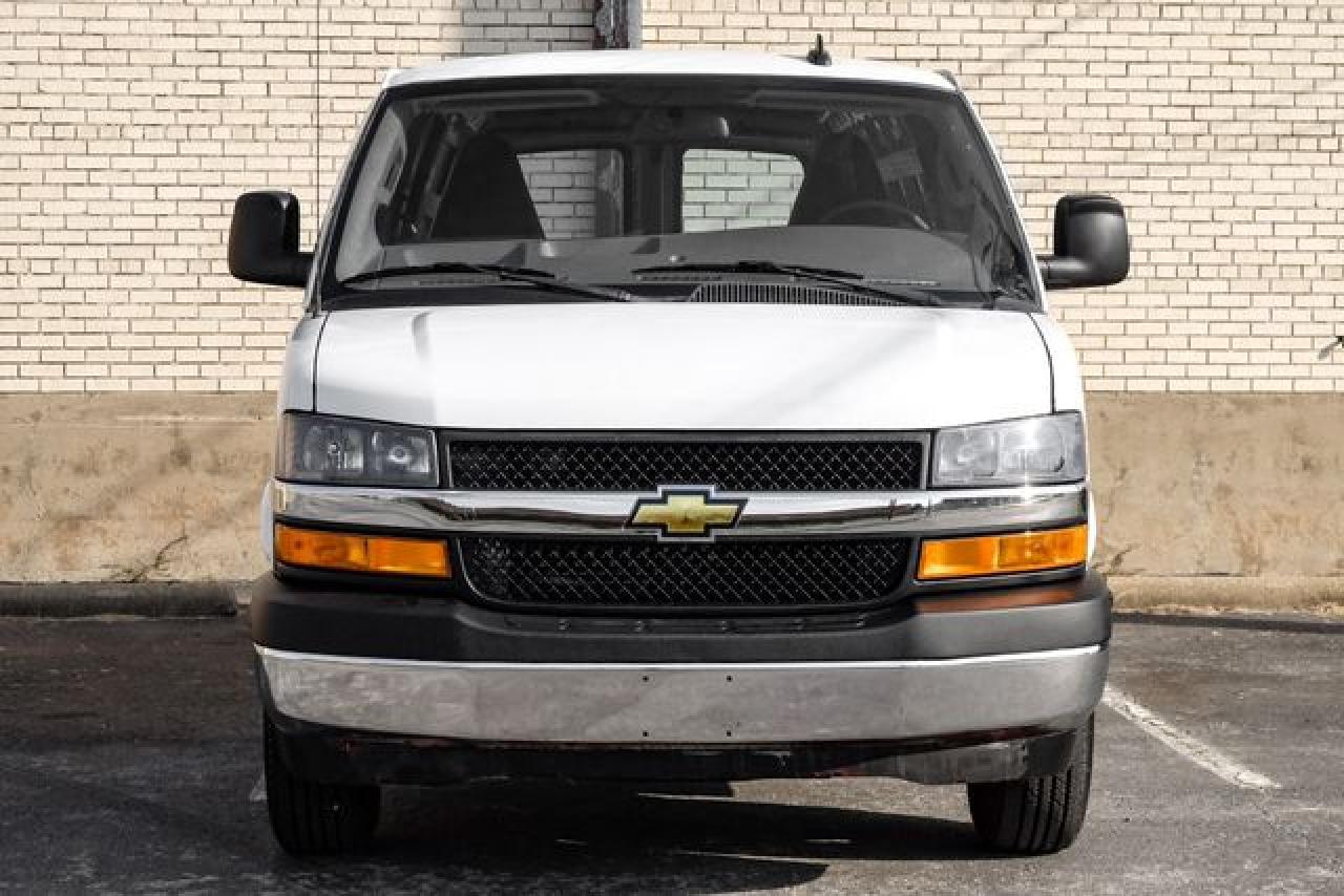 2021 Chevrolet Express G2500 - Фото 4