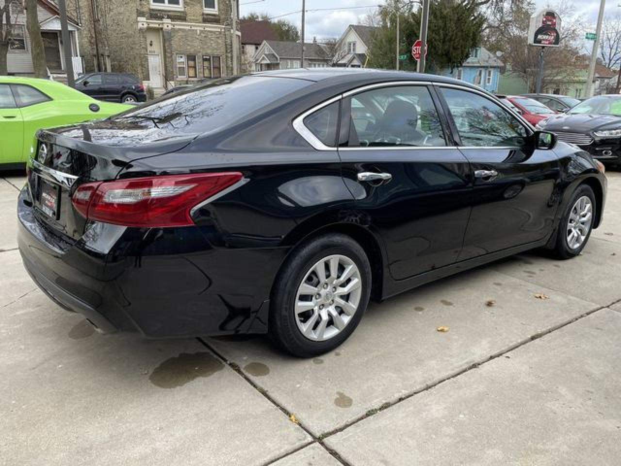 2018 Nissan Altima 2.5 - Image 6