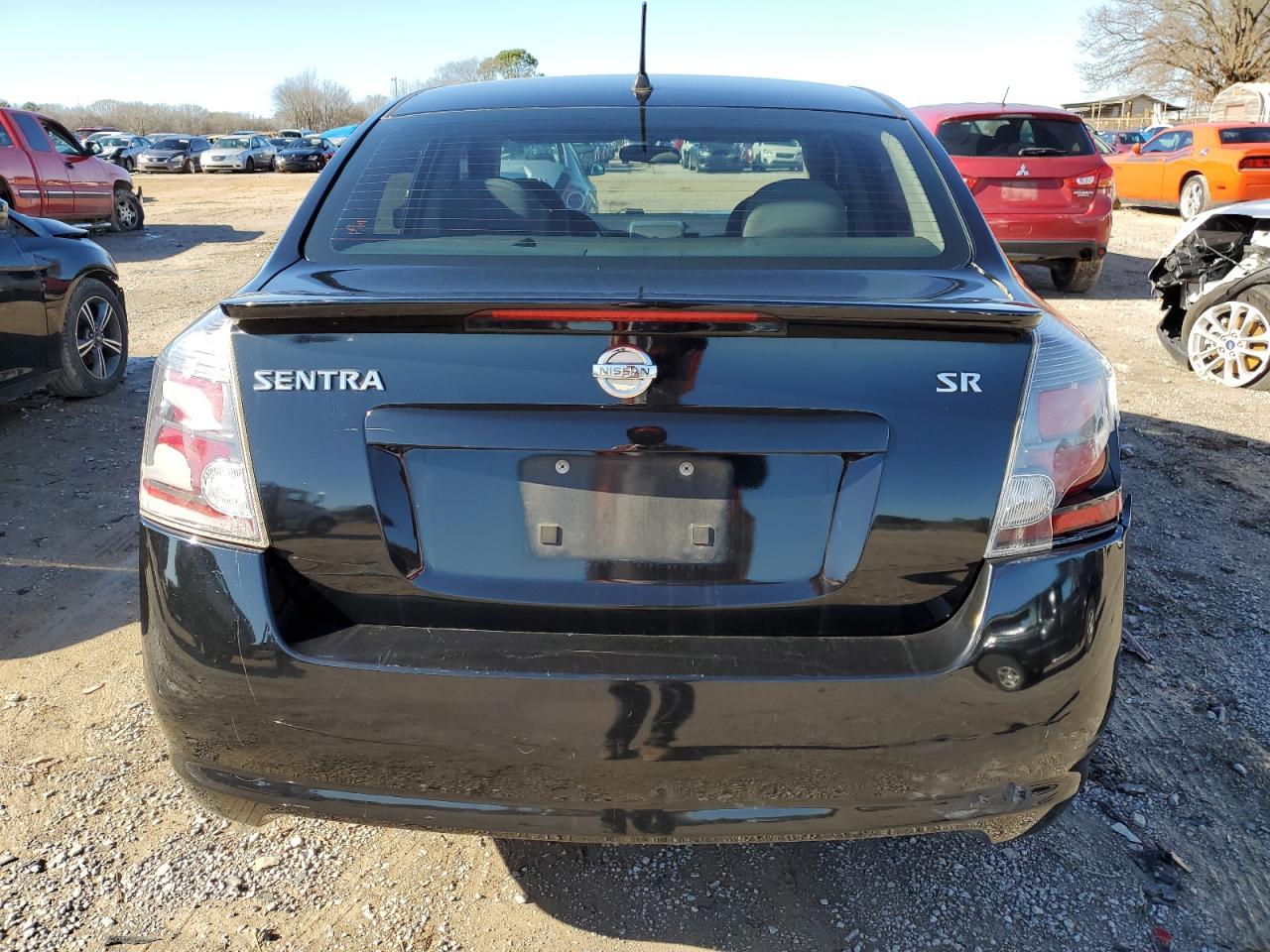 2010 Nissan Sentra 2.0 - Image 6