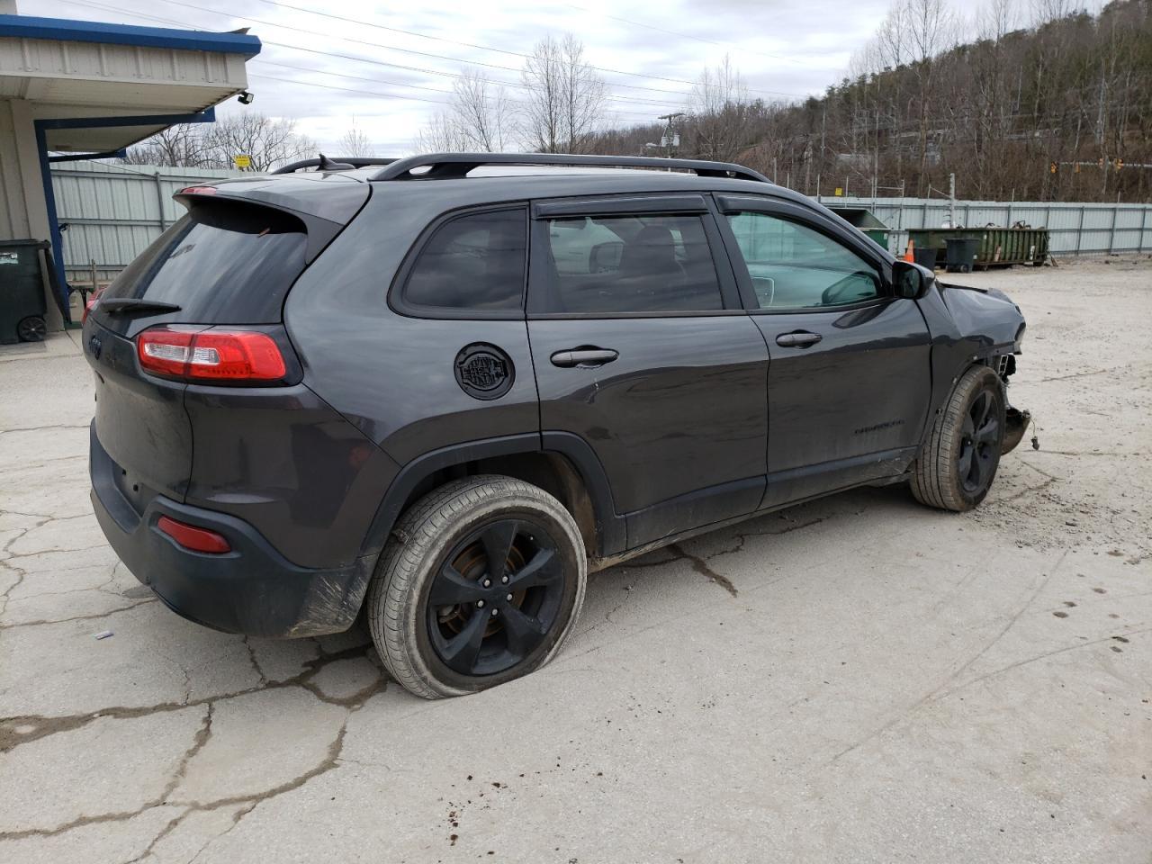 2015 Jeep Cherokee Latitude - Image 3