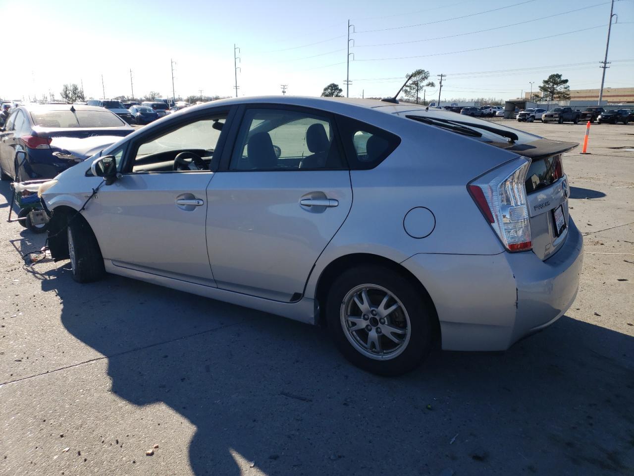 2011 Toyota Prius - Фото 2