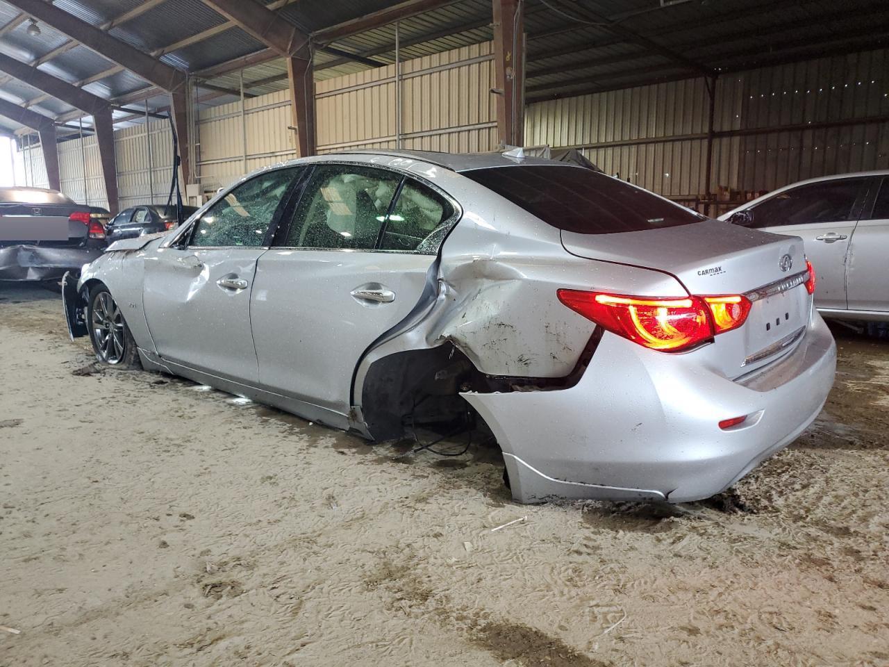 2017 Infiniti Q50 Premium - Фото 2