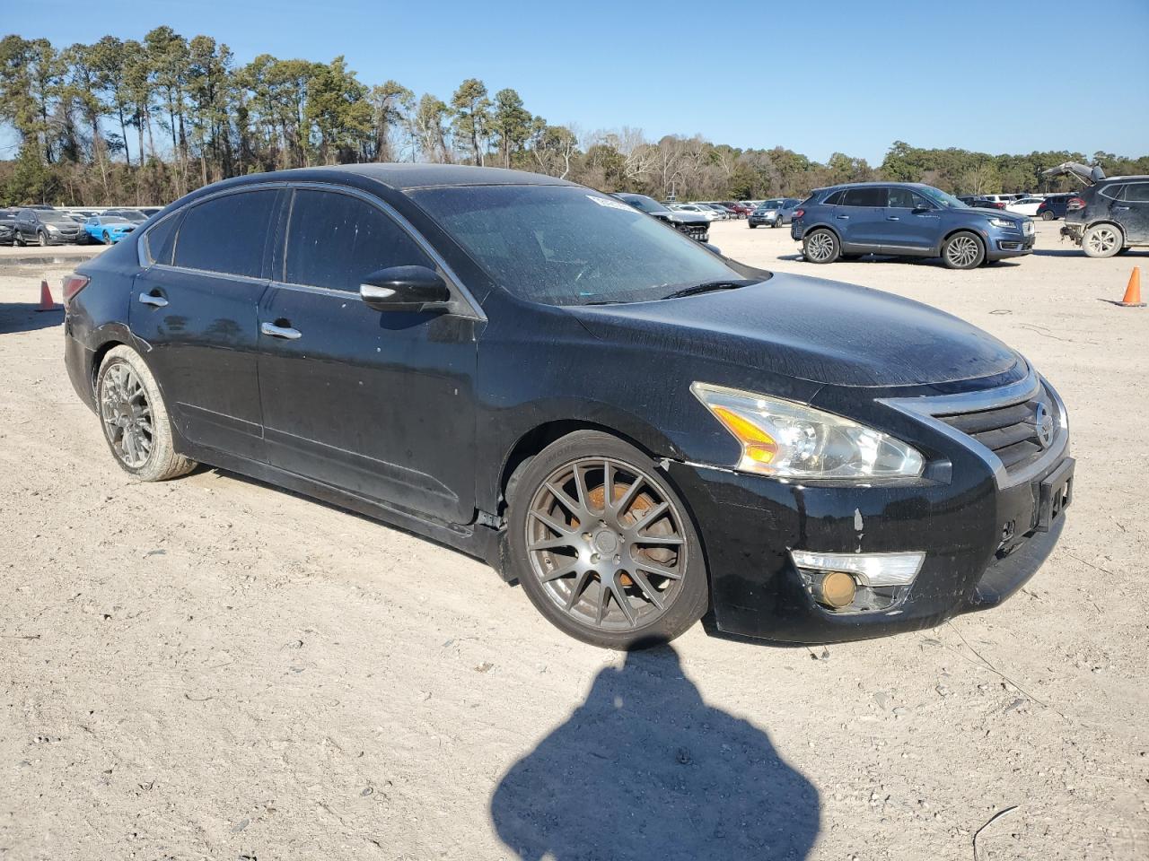 2014 Nissan Altima 3.5S - Image 4