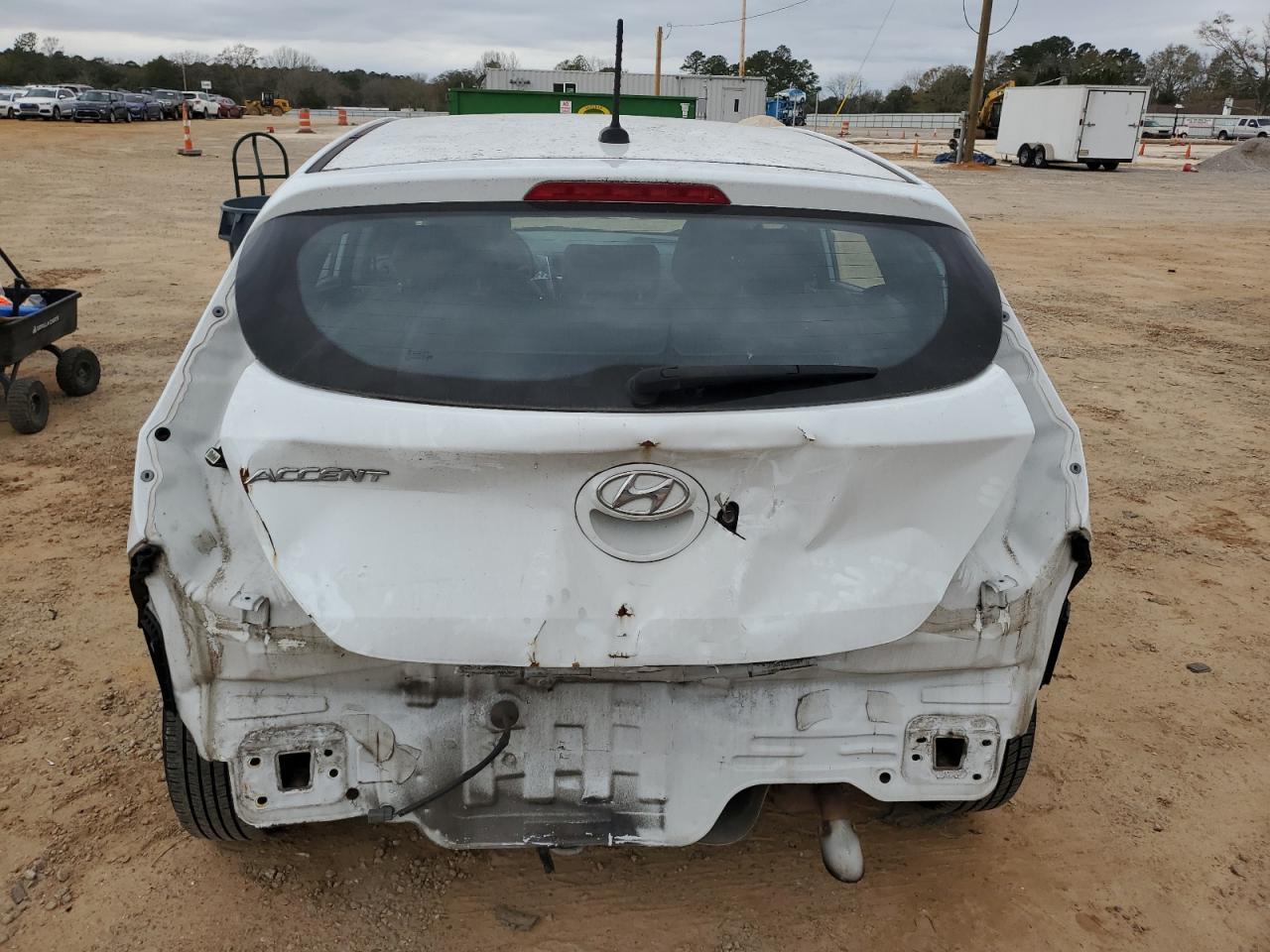 2016 Hyundai Accent Se - Фото 6