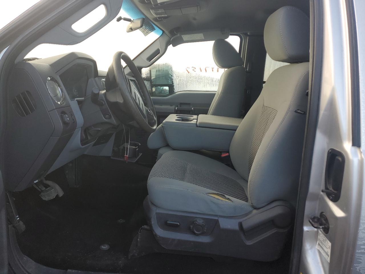 2011 Ford F250 Super Duty - Фото 7