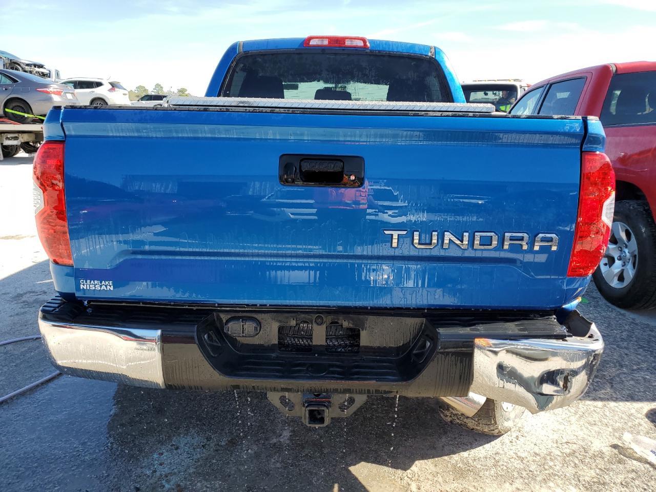 2016 Toyota Tundra Crewmax Sr5 - Фото 6