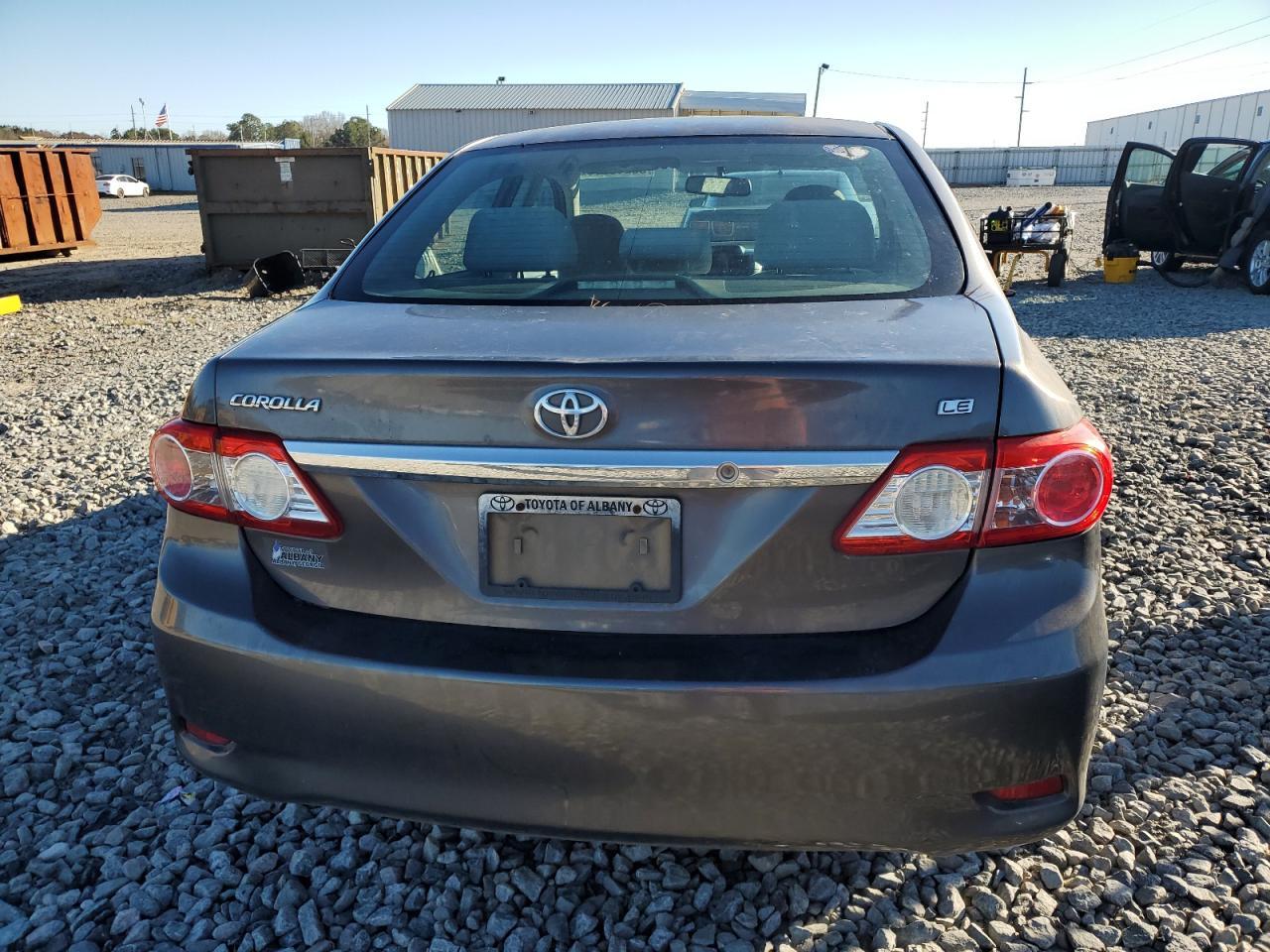 2013 Toyota Corolla Base - Фото 6