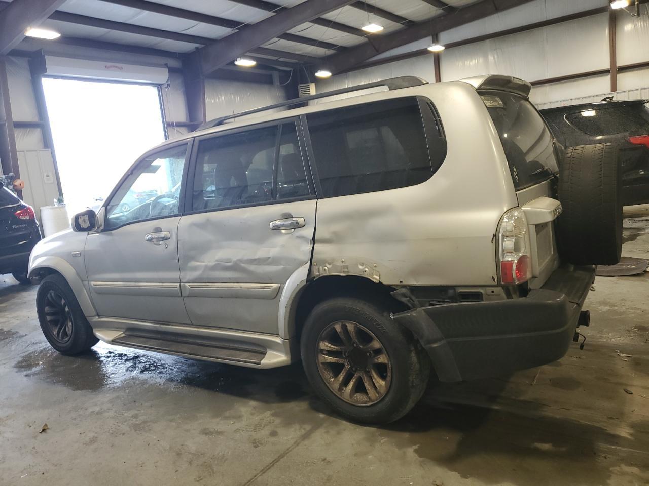 2004 Suzuki Xl7 Ex - Image 2