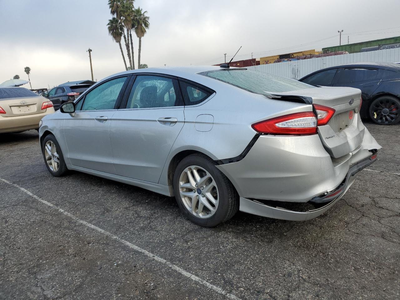 2014 Ford Fusion Se - Фото 2