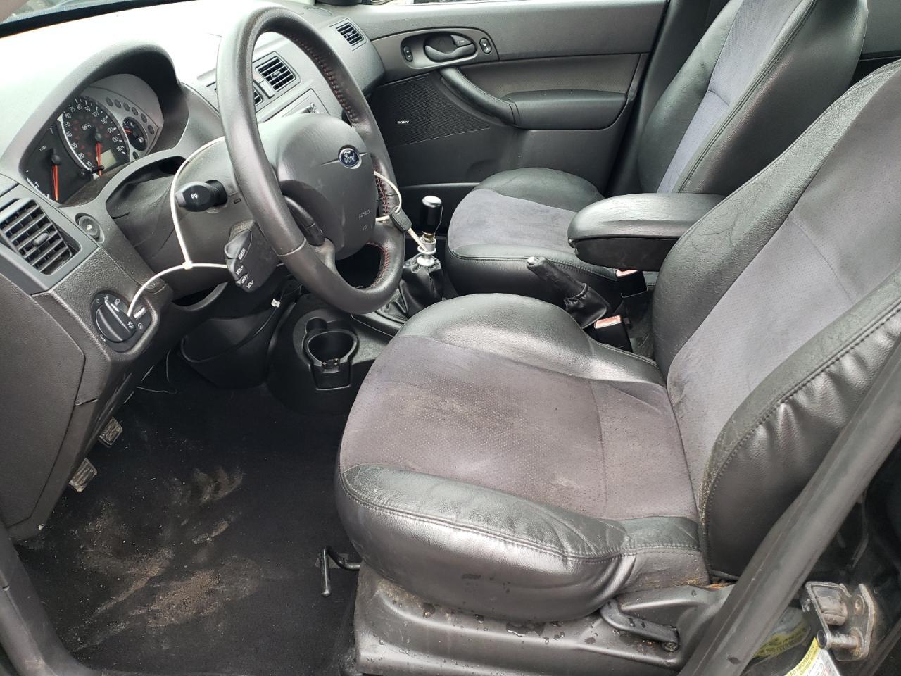 2005 Ford Focus Zx4 St - Фото 7
