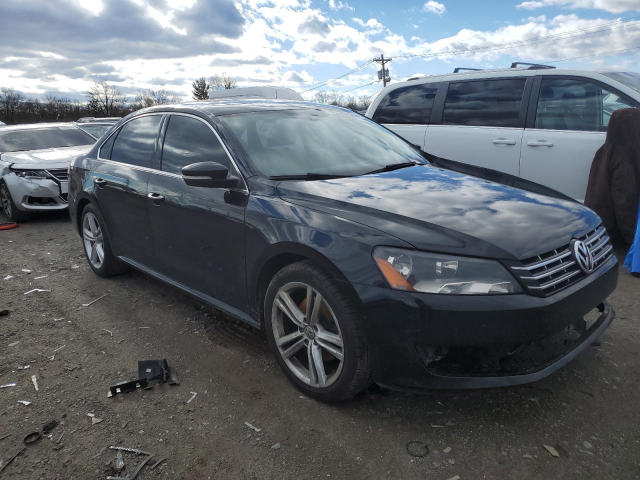 2015 Volkswagen Passat Se - Фото 4