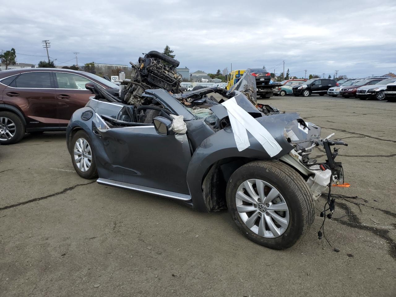 2018 Volkswagen Beetle S - Фото 4