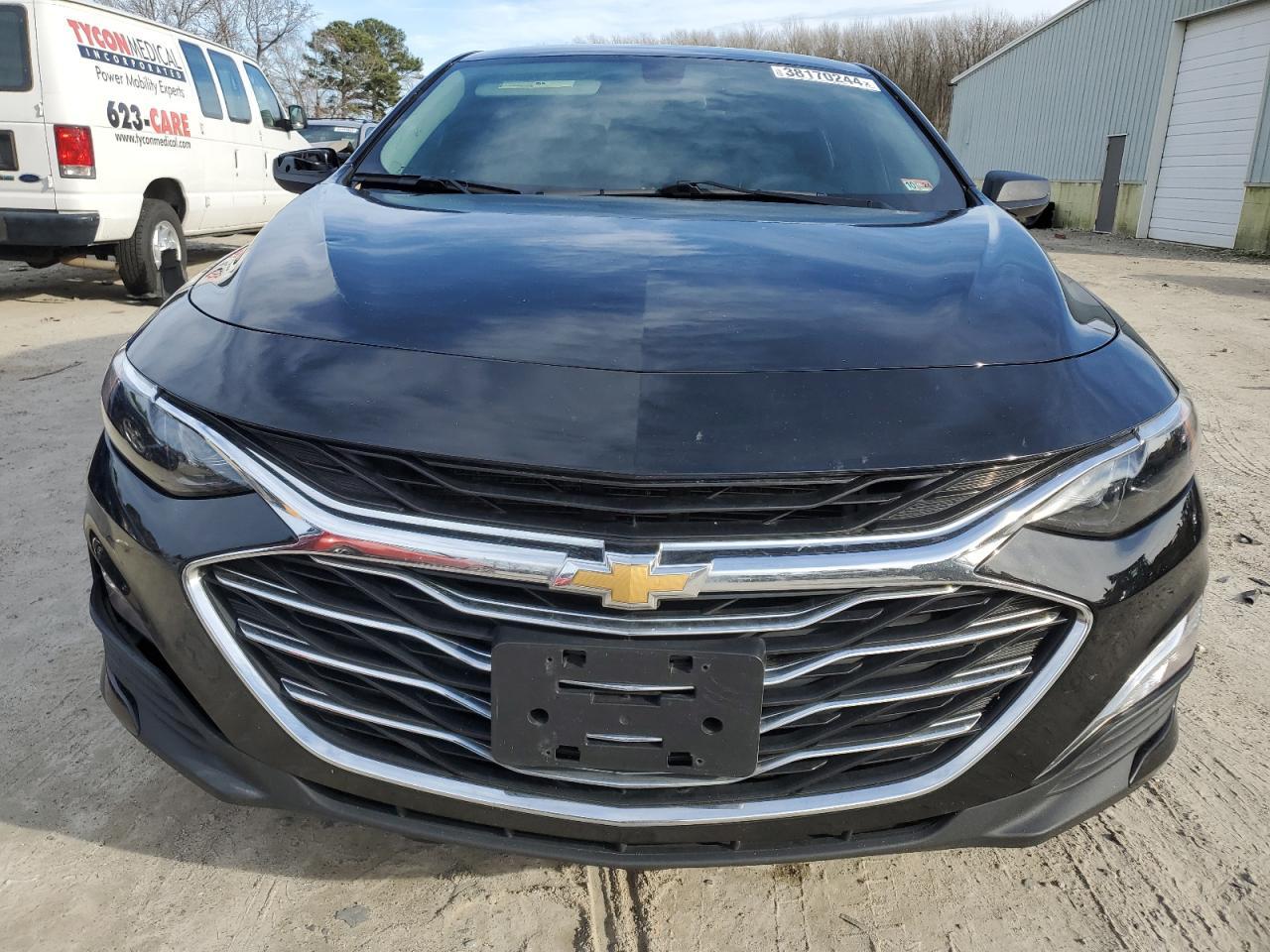 2020 Chevrolet Malibu Ls - Фото 5