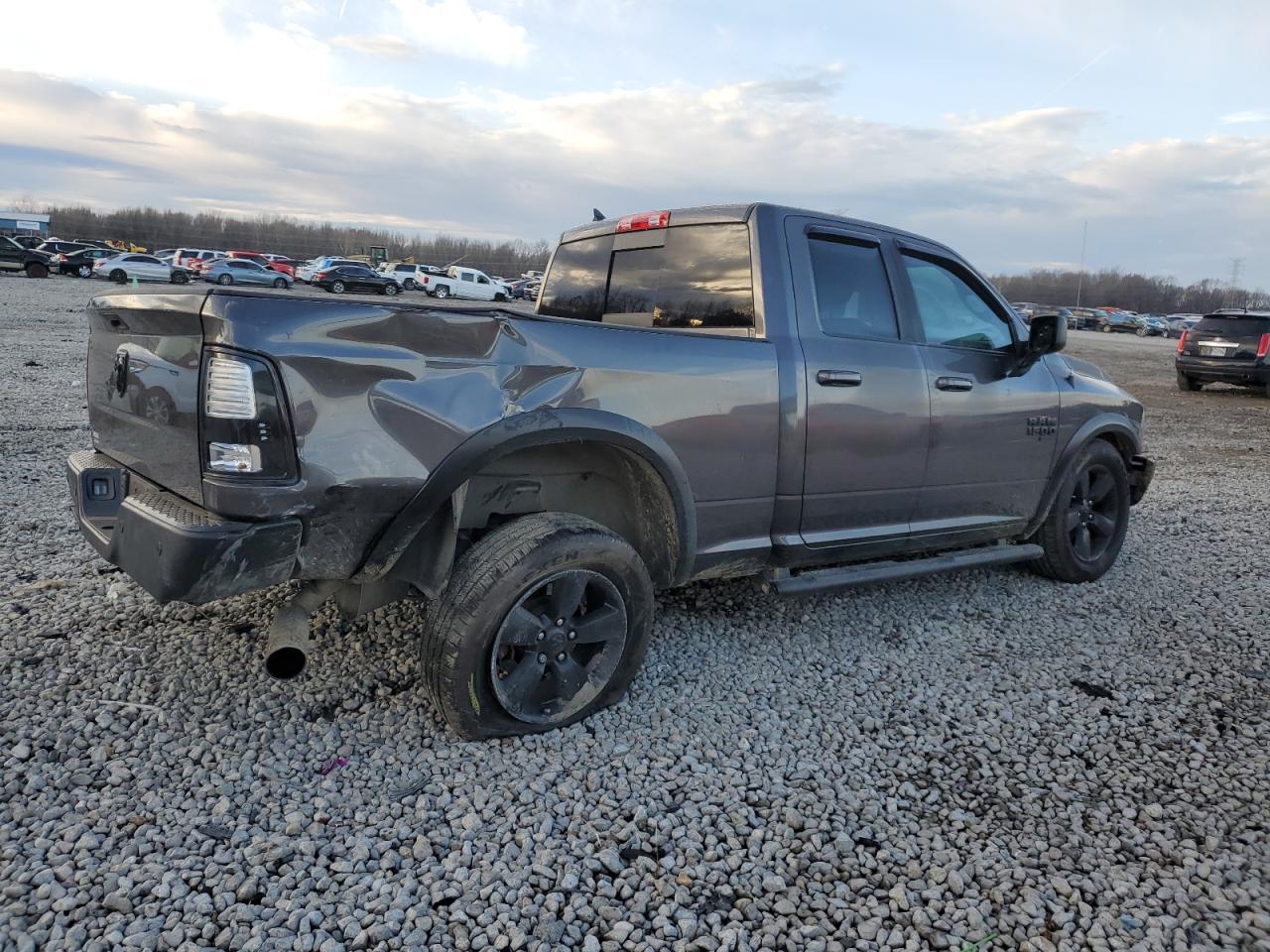 2019 Ram 1500 Classic Slt - Фото 3