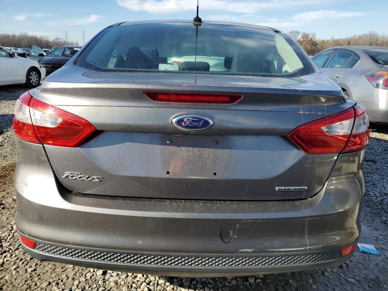 2014 Ford Focus S - Фото 6