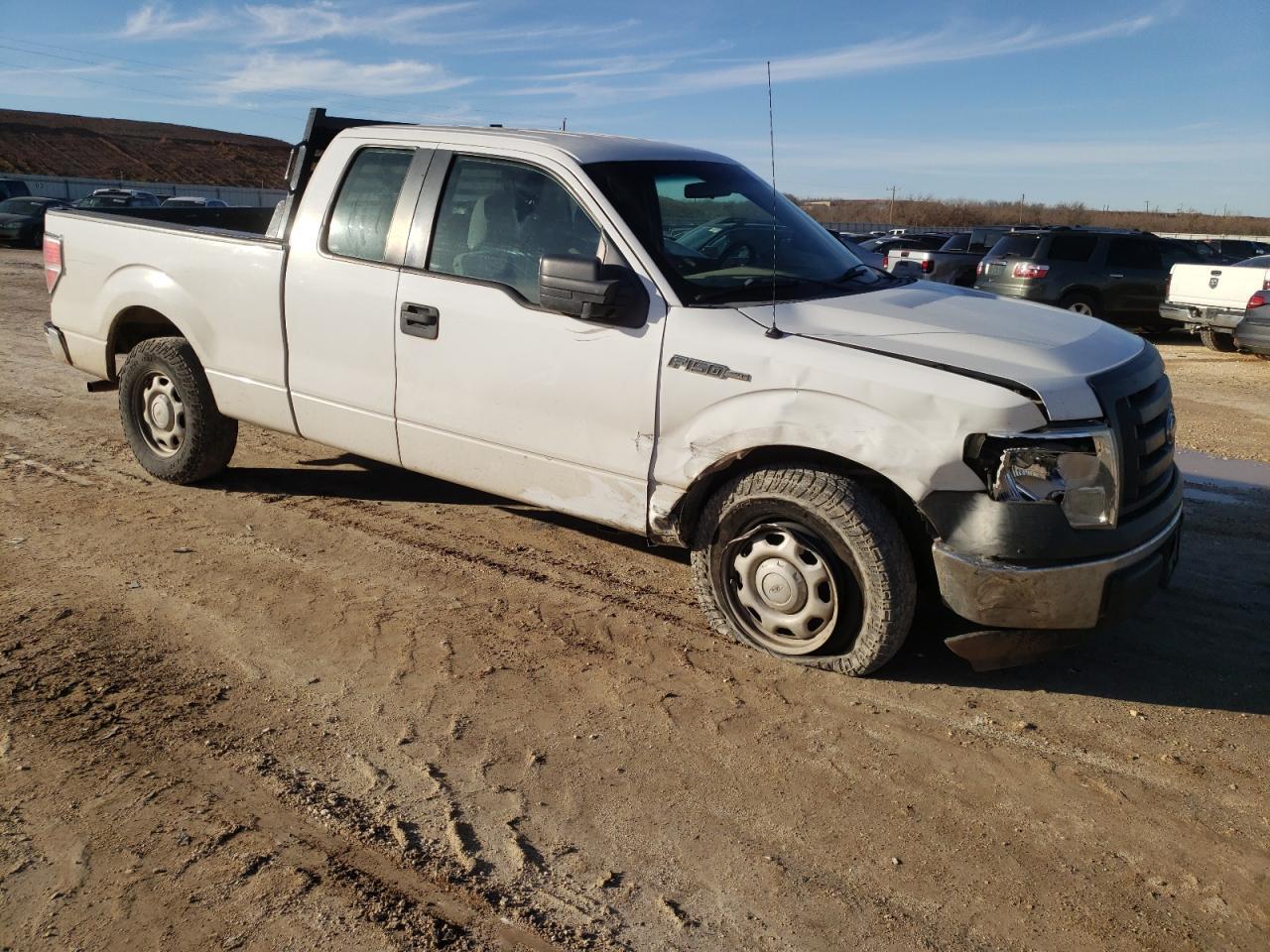 2012 Ford F150 Super Cab - Фото 4