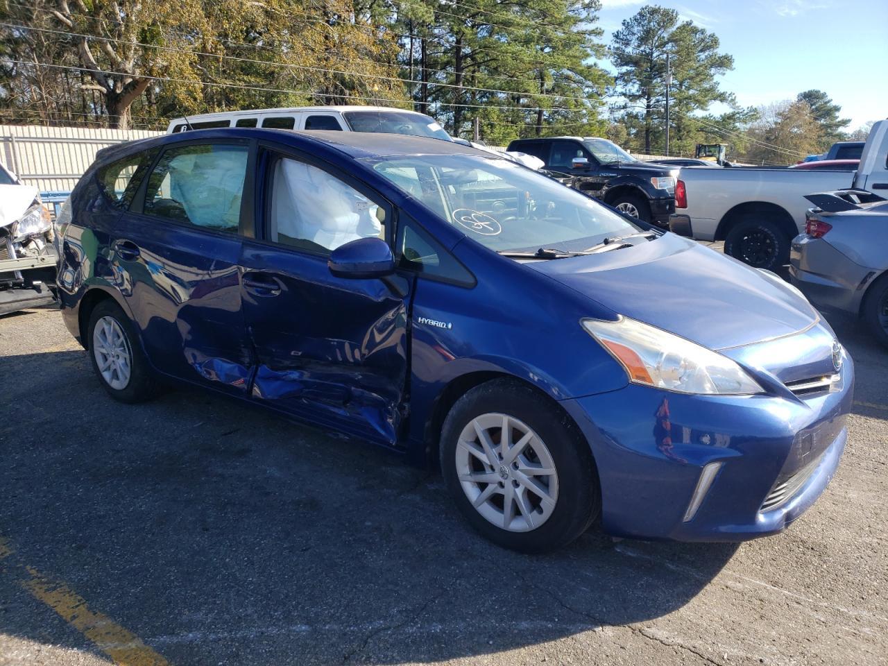 2012 Toyota Prius V - Image 4