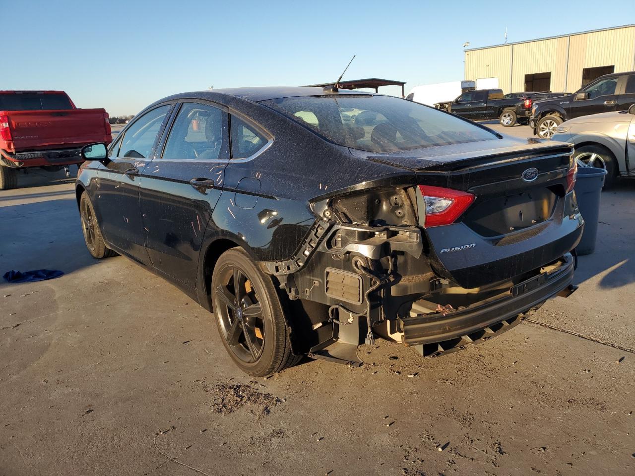 2016 Ford Fusion Se - Фото 2