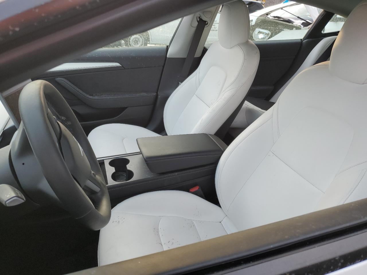 2022 Tesla Model 3 - Image 7