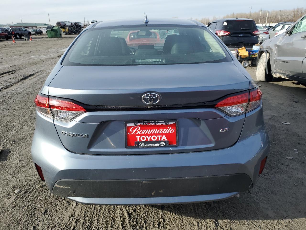 2022 Toyota Corolla Le - Image 6