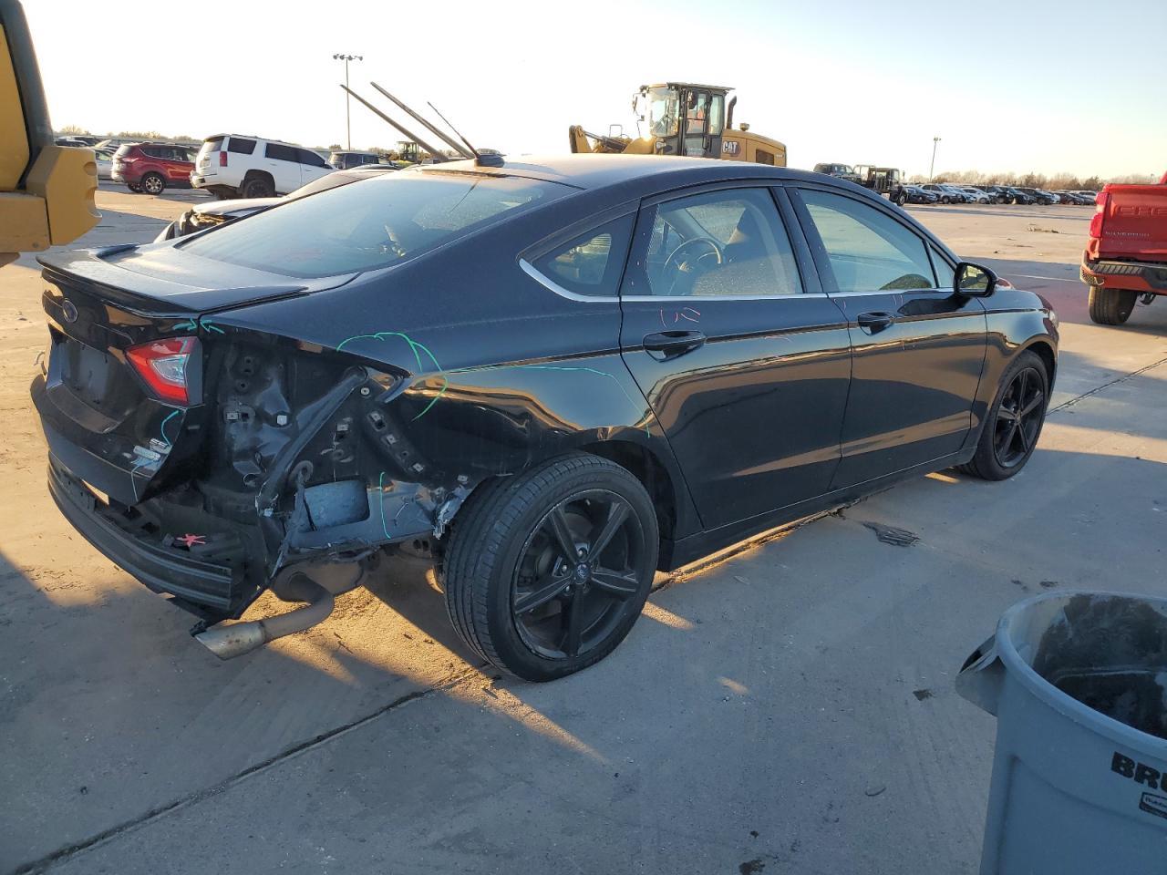 2016 Ford Fusion Se - Фото 3