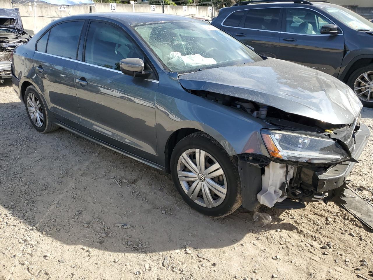 2017 Volkswagen Jetta S - Image 4