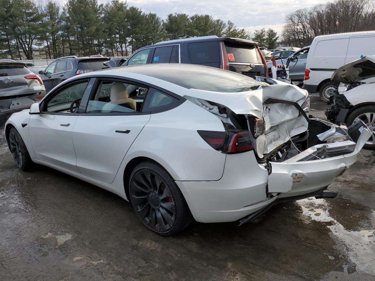 2022 Tesla Model 3 - Image 2