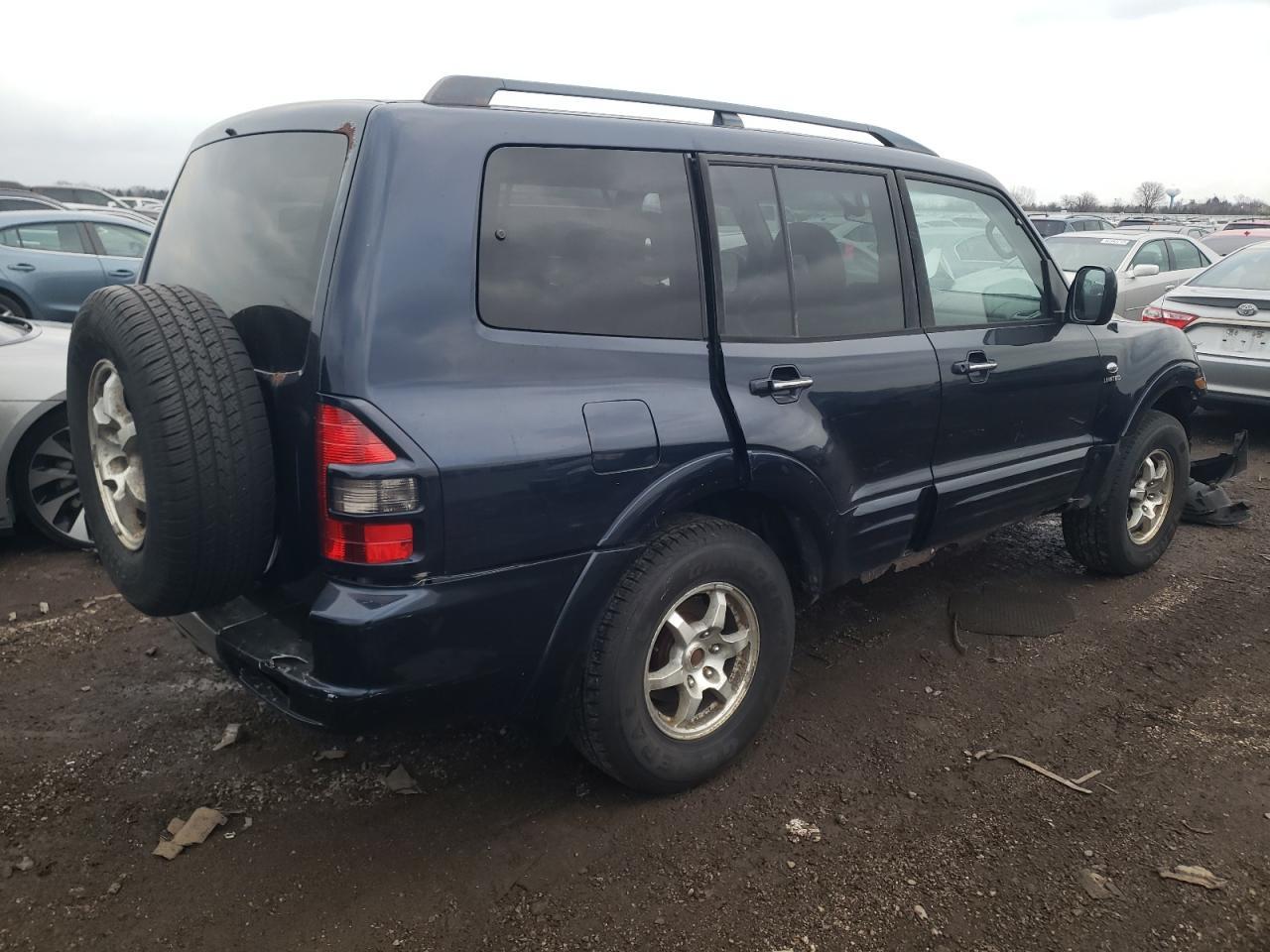 2002 Mitsubishi Montero Limited - Image 3