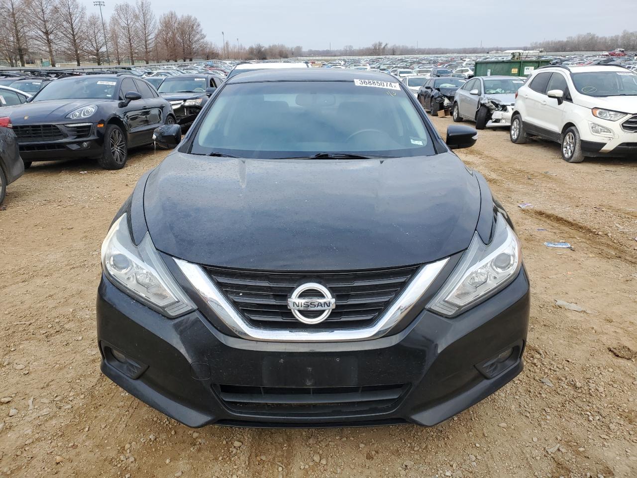 2018 Nissan Altima 2.5 - Image 5