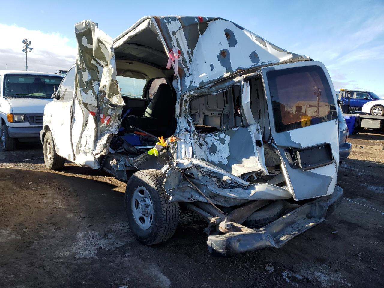 2007 Chevrolet Express G1500 - Фото 2