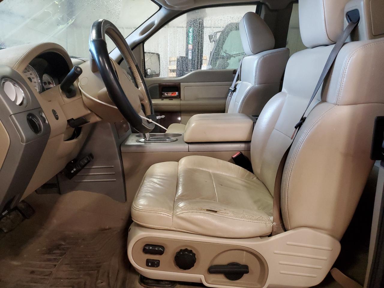 2004 Ford F150 - Image 7