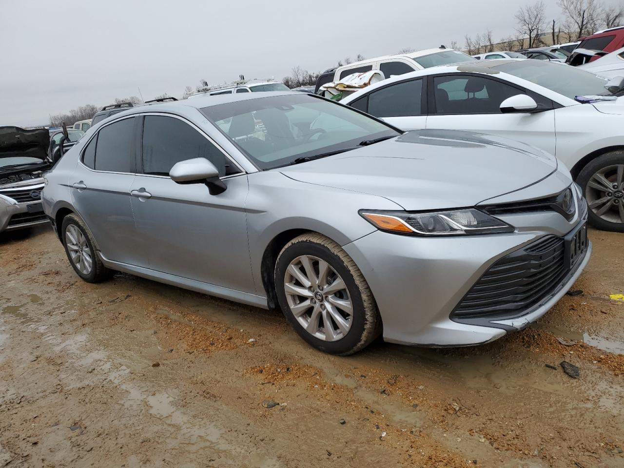 2018 Toyota Camry L - Фото 4