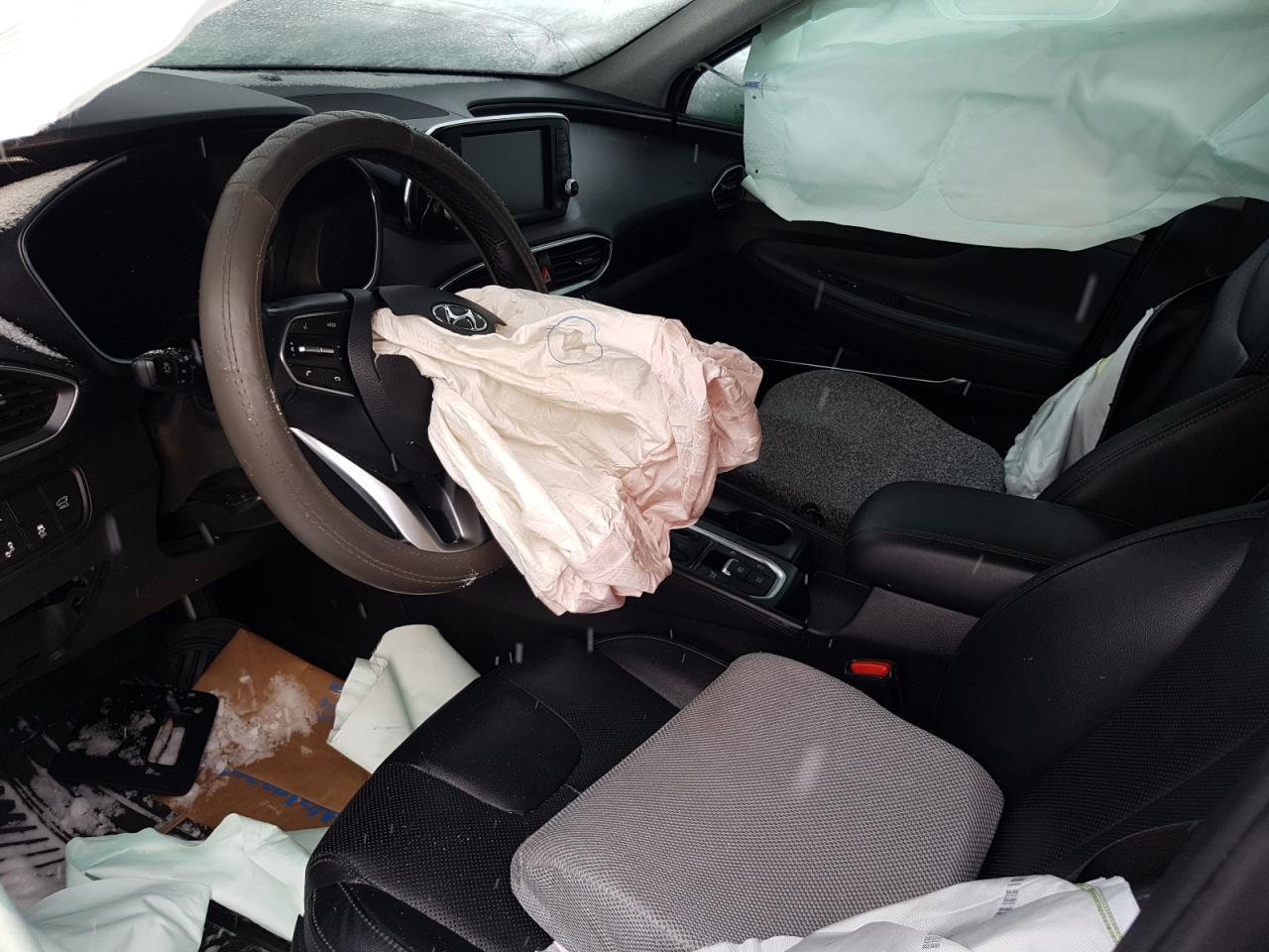 2019 Hyundai Santa Fe Limited - Image 7