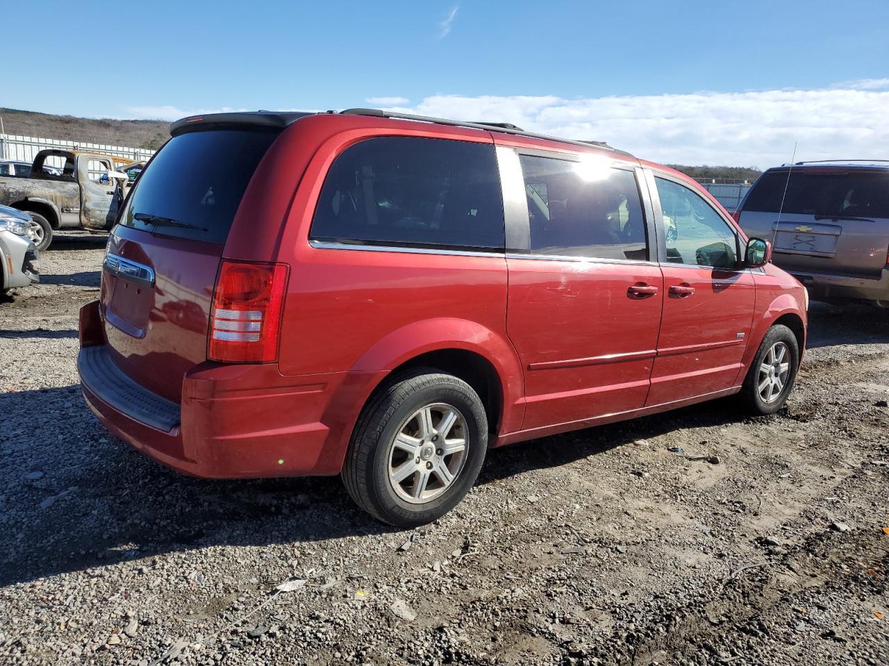 2008 Chrysler Town & Country Touring - Фото 3
