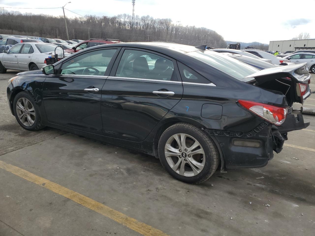 2013 Hyundai Sonata Se - Image 2