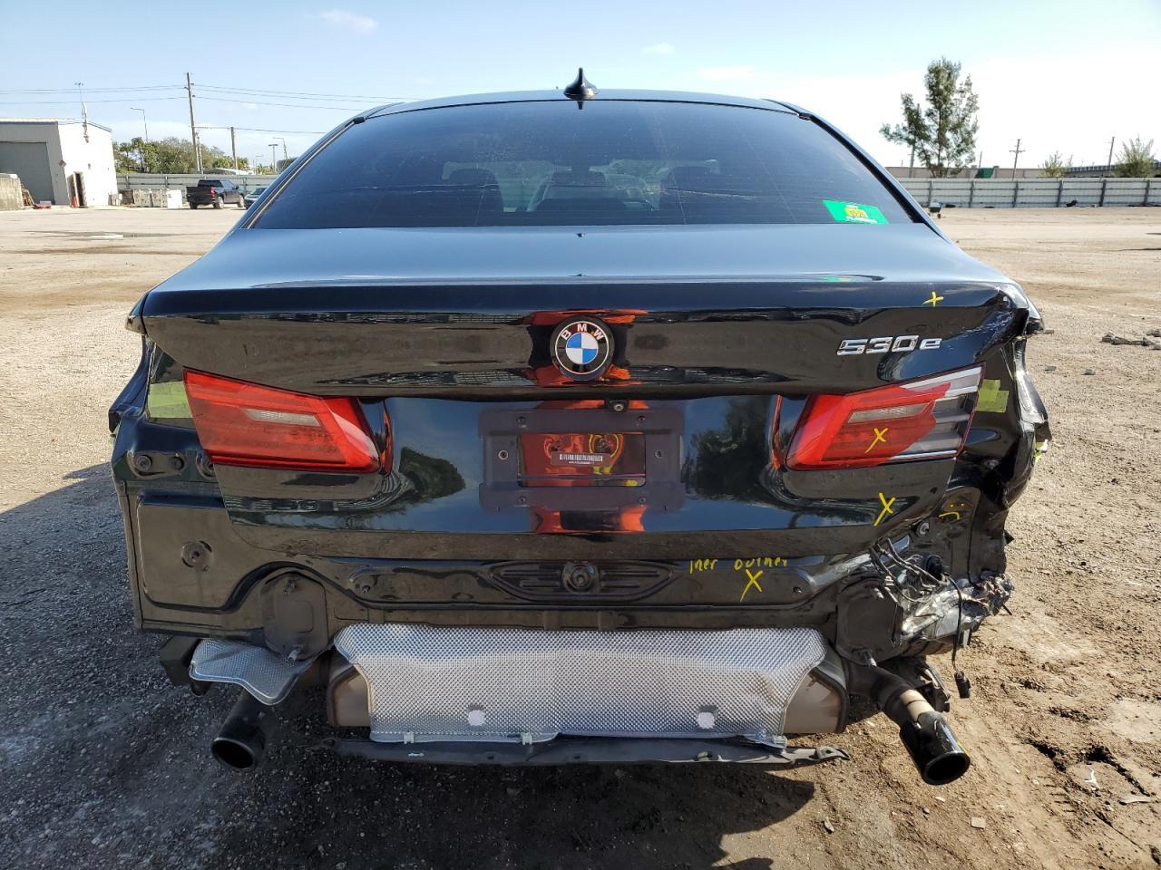 2019 BMW 530E - Фото 6