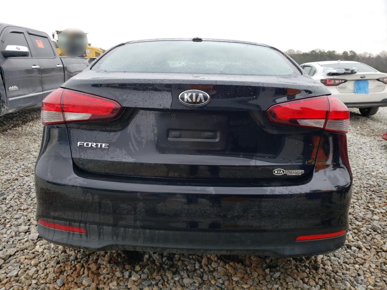 2017 Kia Forte Lx - Image 6