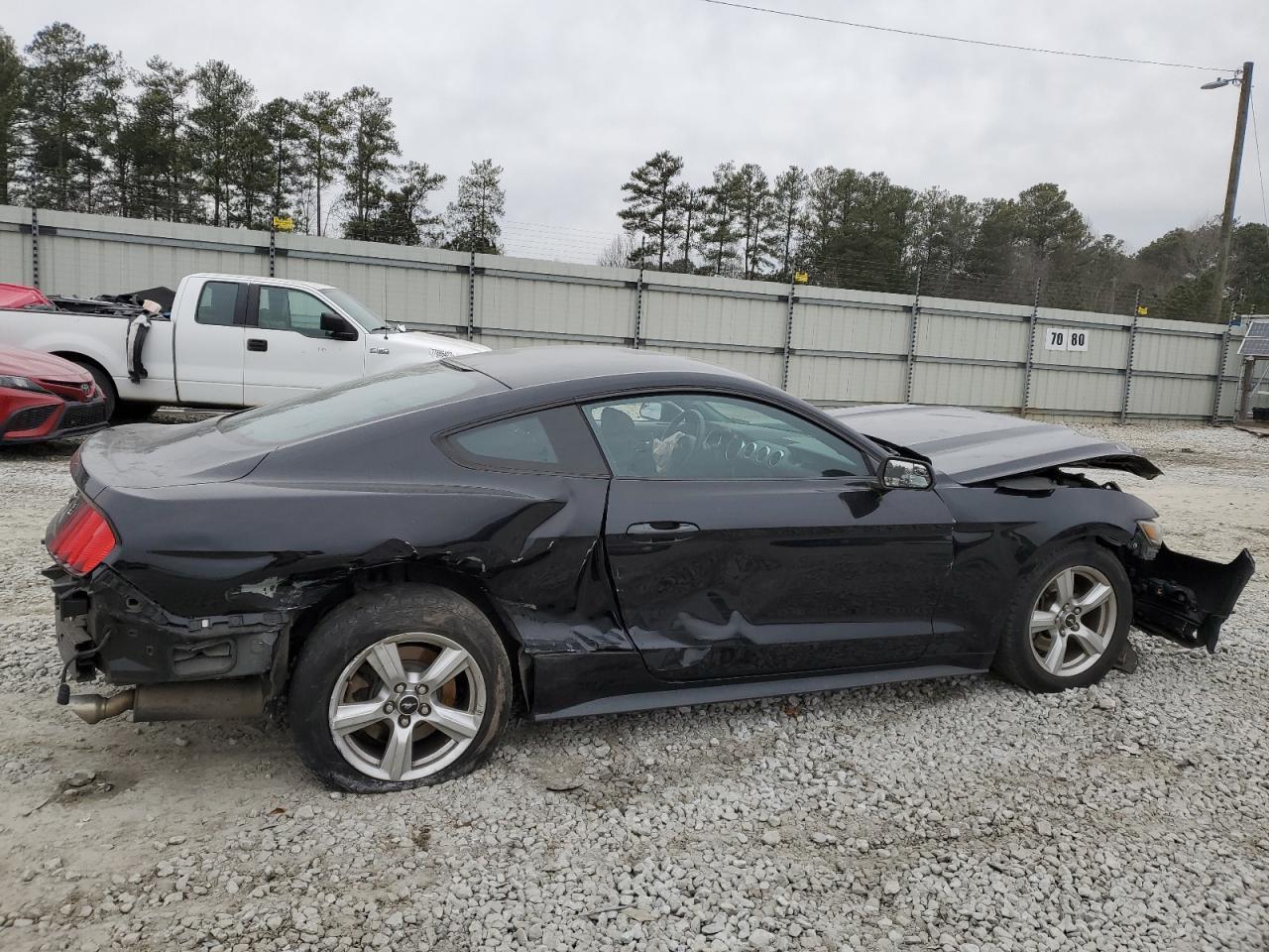 2015 Ford Mustang - Фото 3