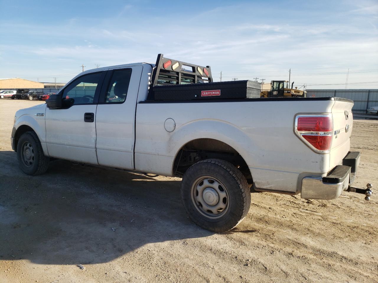 2012 Ford F150 Super Cab - Фото 2