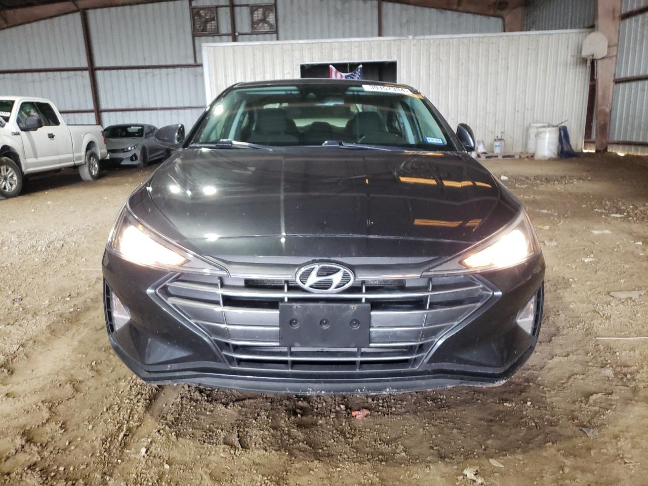 2020 Hyundai Elantra Sel - Фото 5