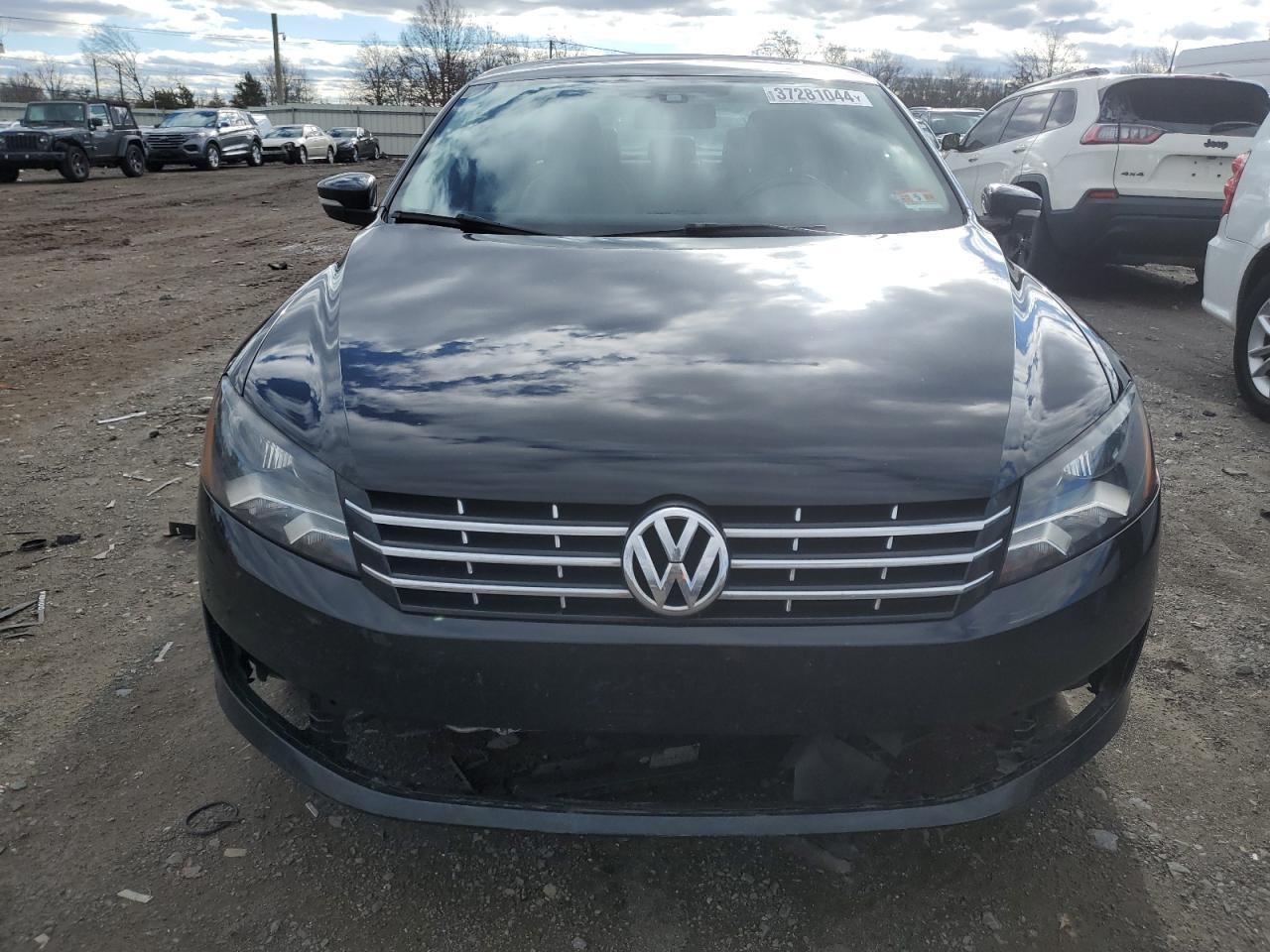 2015 Volkswagen Passat Se - Фото 5