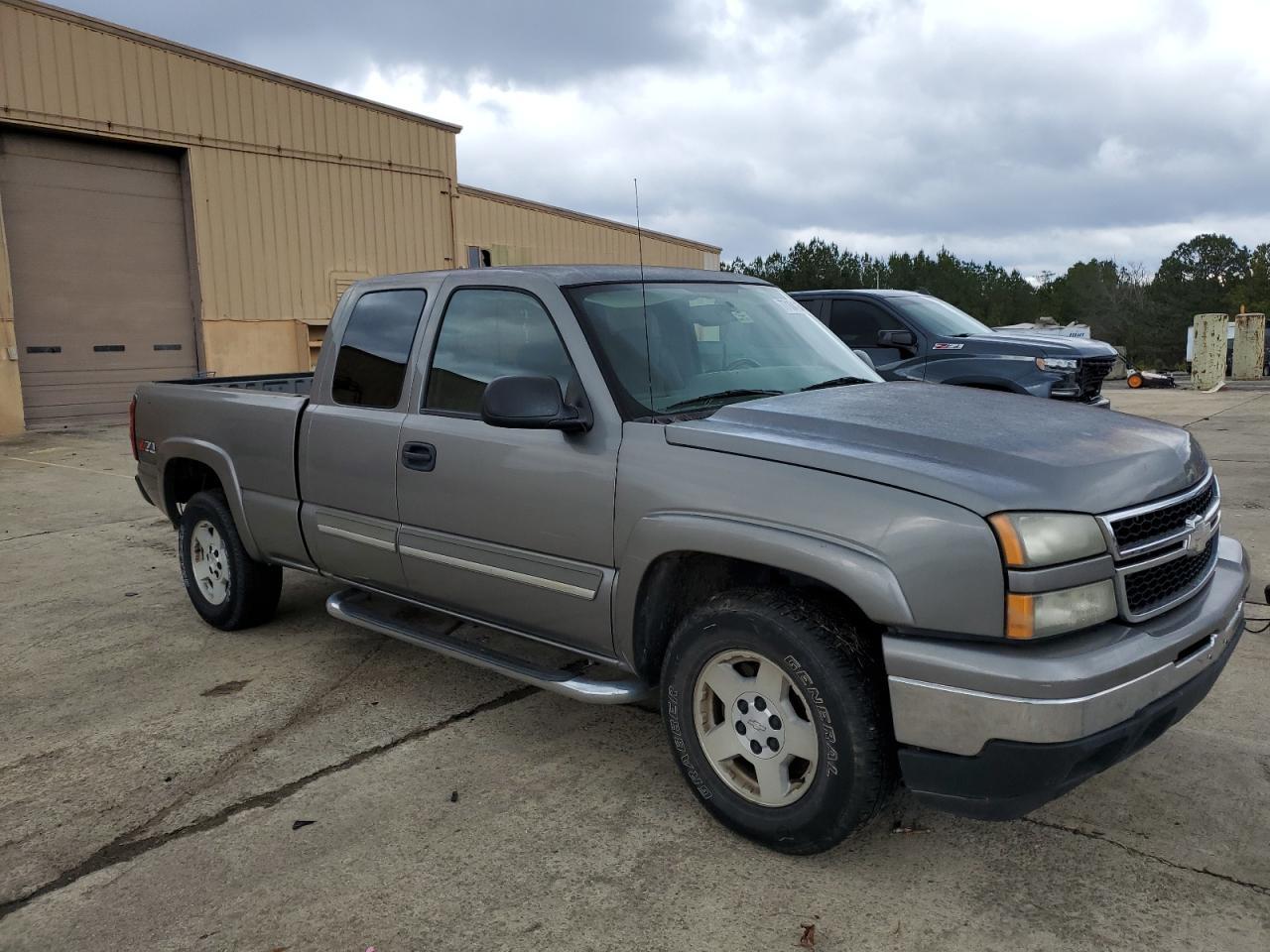 2007 Chevrolet Silverado K1500 Classic - Фото 4