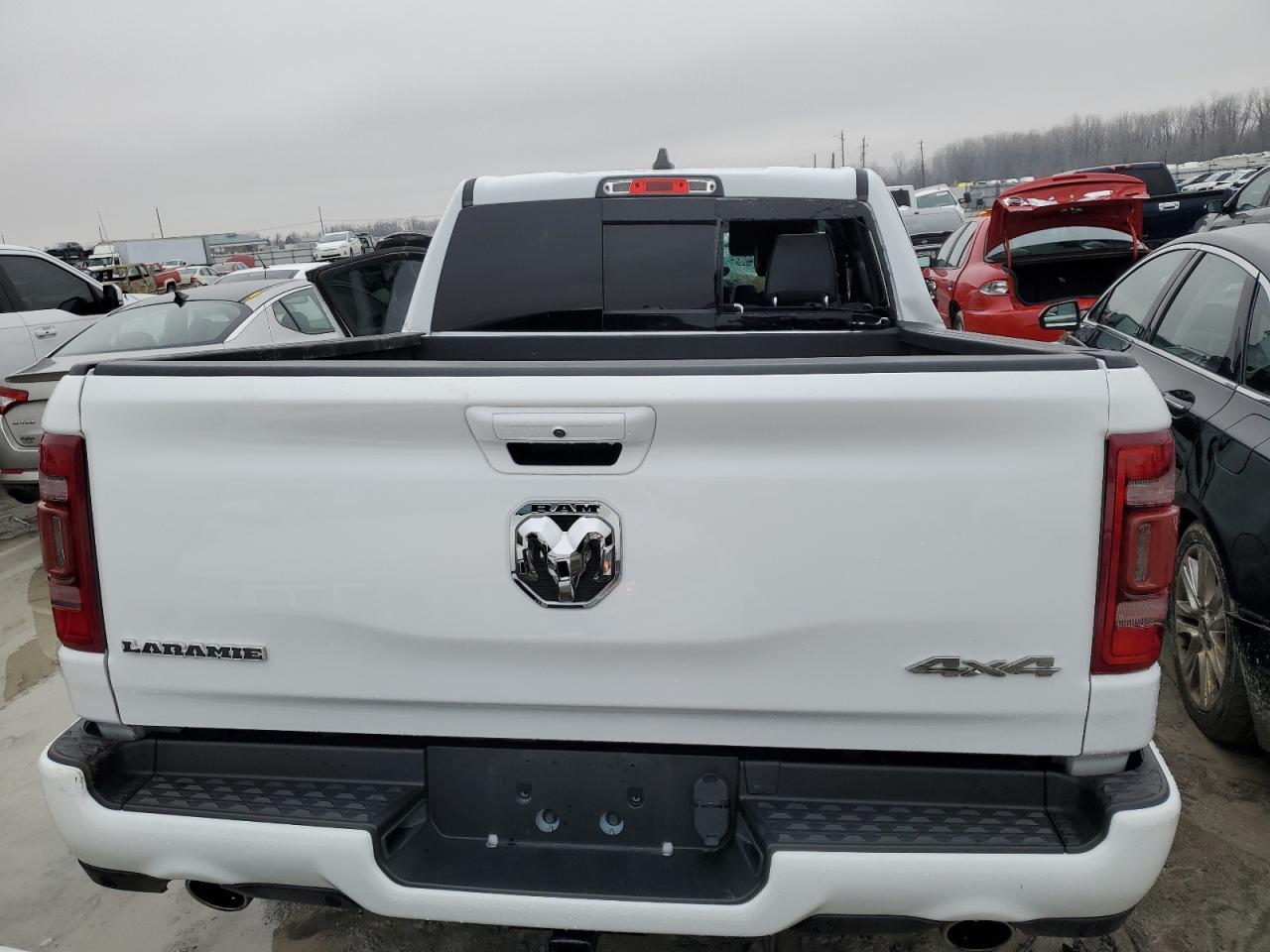 2020 Ram 1500 Laramie - Фото 6