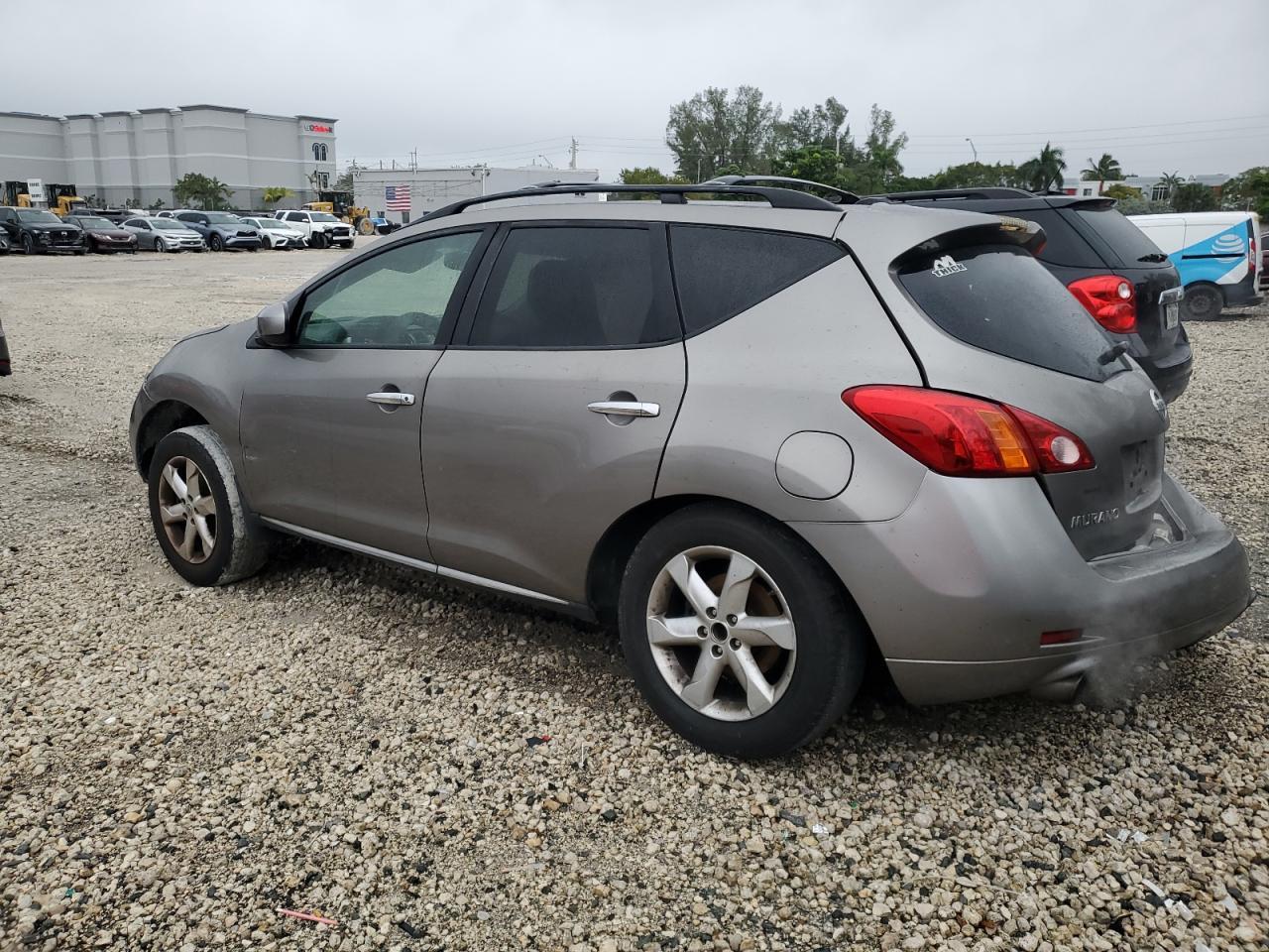 2010 Nissan Murano S - Фото 2