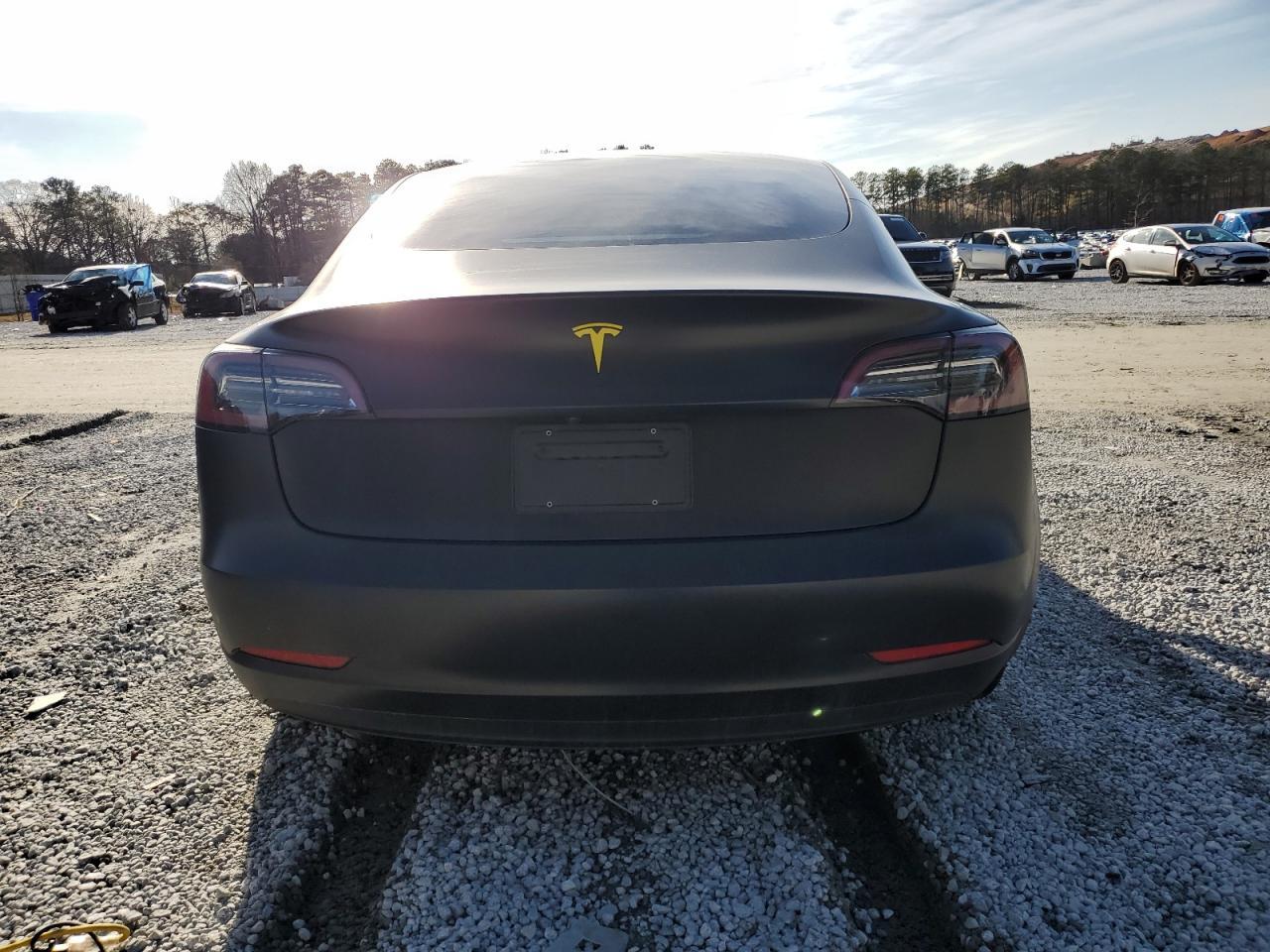2021 Tesla Model 3 - Фото 6