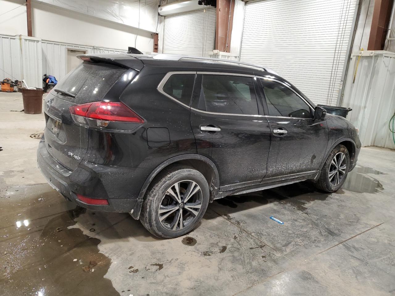 2020 Nissan Rogue S - Фото 3